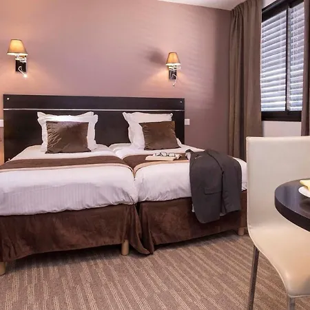 Resort Voltaire J 2/4p